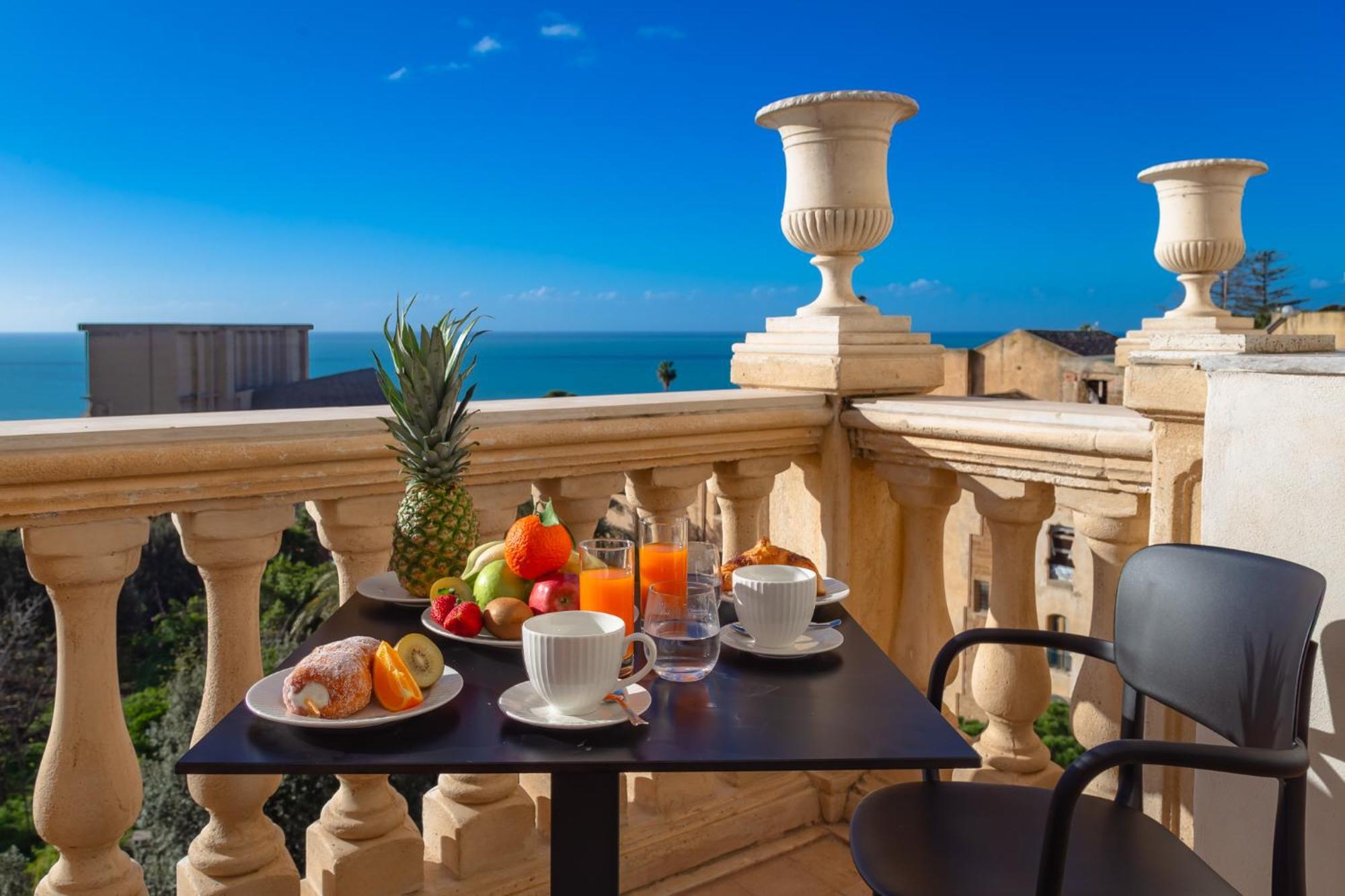La Paloma Blanca Hotel Sciacca Exterior photo